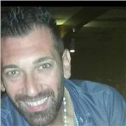 Laureato in scienze politiche impartisco lezioni di italiano a studenti stranieri